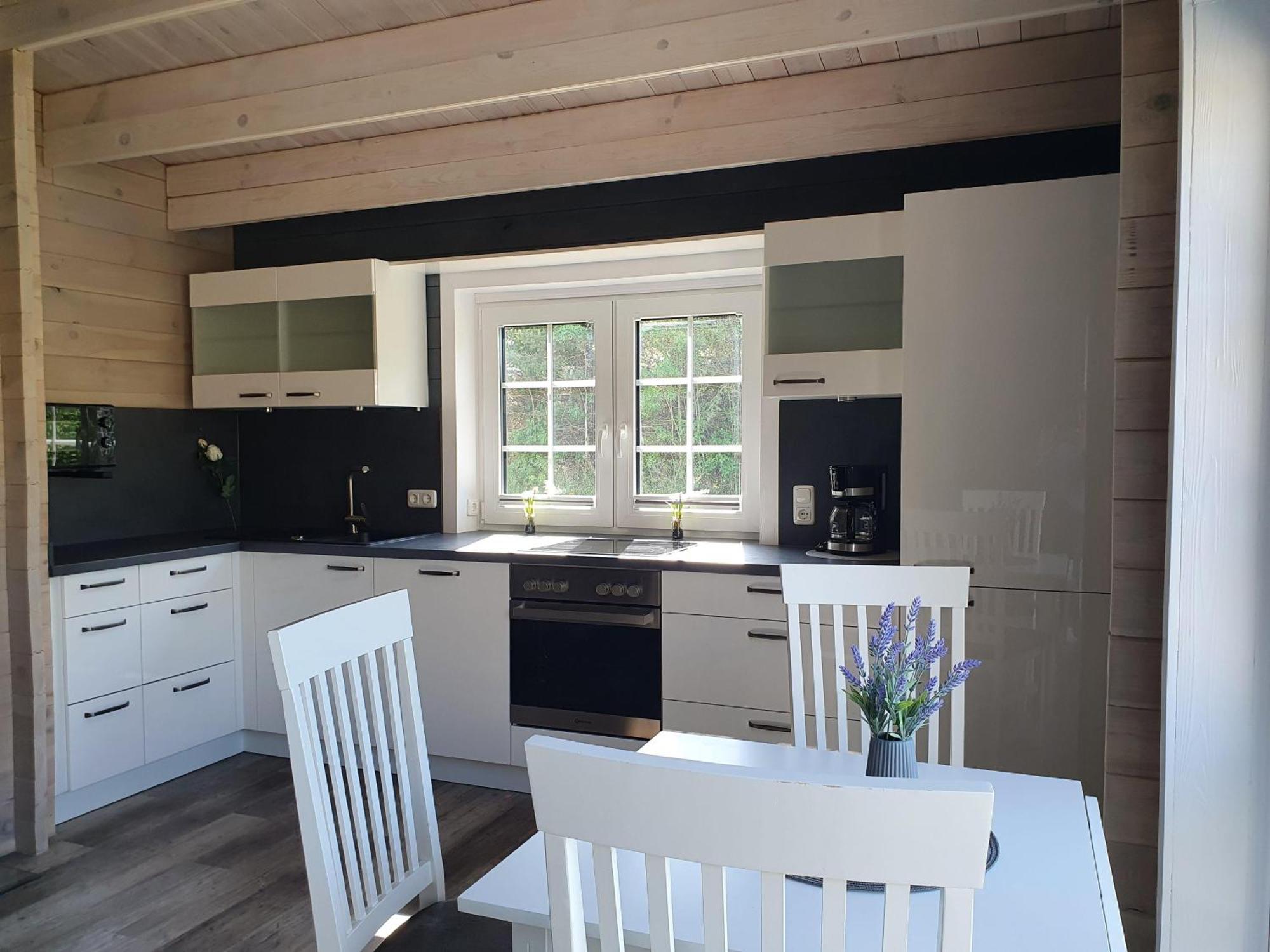 Idyllisches-Blockbohlenhaus-Mit-Eigenem-Garten-Und-Sauna-Zum-Wohlfuehlen Martensrade エクステリア 写真